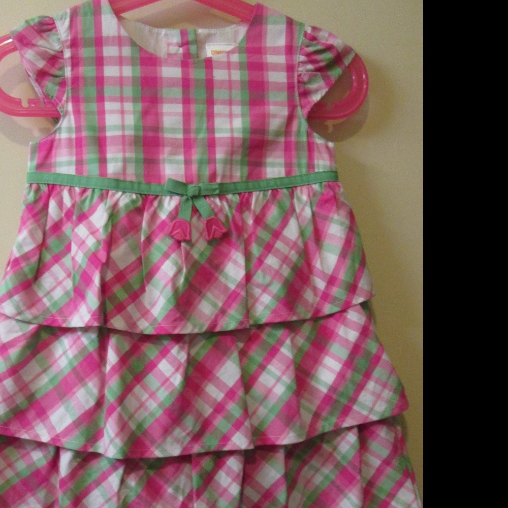 GYMBOREE PLAID 12 TO 18 MONTH OLD DRESS. RUFFLES
